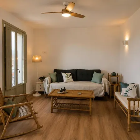 Themonies Lounge Folégandros